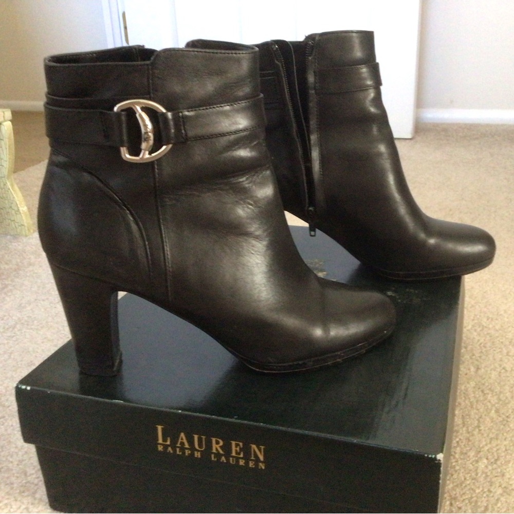 RALPH LAUREN MANDY BLACK BURNISHED LEATHER BOOTS— SIZE 8.5 B